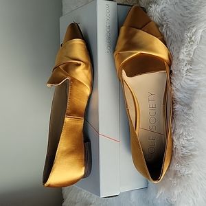Sole Society Lydiah Honey Gold Satin Flats Size US 6